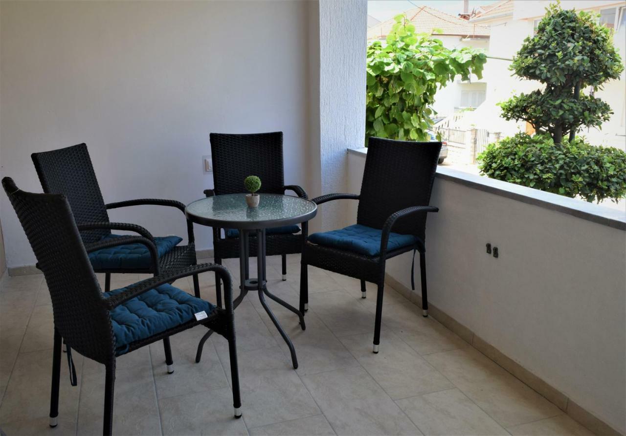 Apartamento Iris Zadar Exterior foto